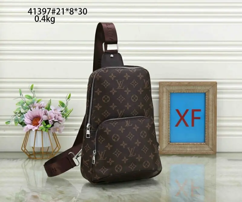 louis vuitton mini sac a main pour homme s_11a0b2b